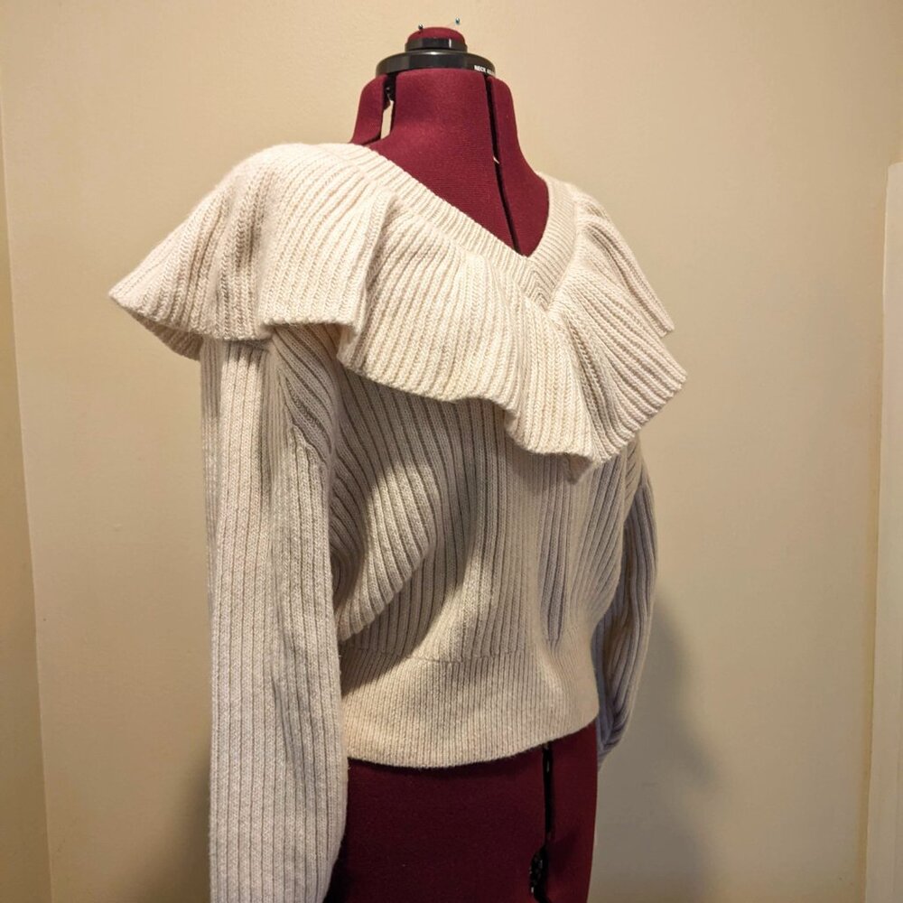 H&M Ruffle V-Neck Long Sleeve Sweater - Size Small